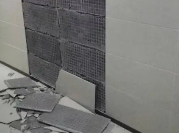 康保瓷砖空鼓维修公司分享下康保墙砖松动维修的知识